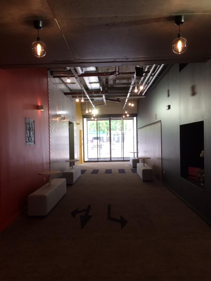Hotel Ibis Styles Chalons En Champagne Centre Exterior foto