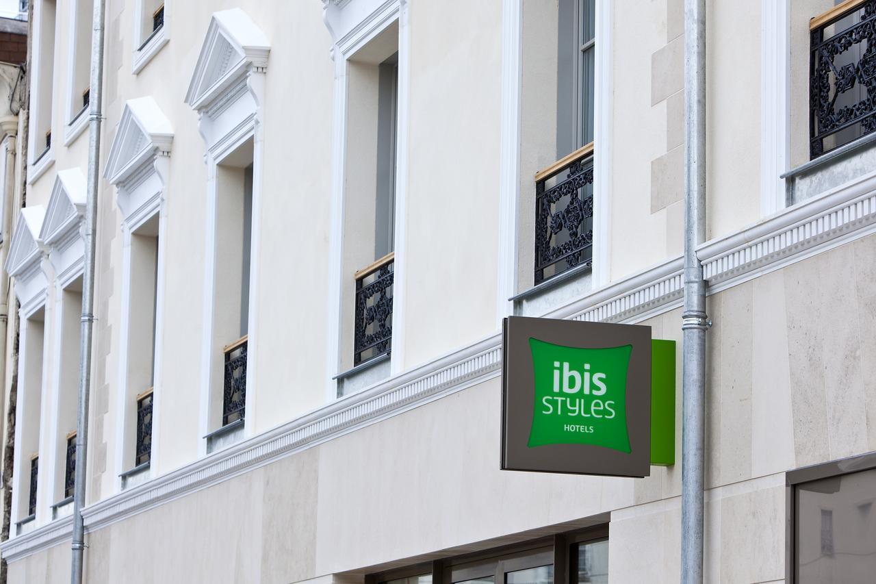 Hotel Ibis Styles Chalons En Champagne Centre Exterior foto
